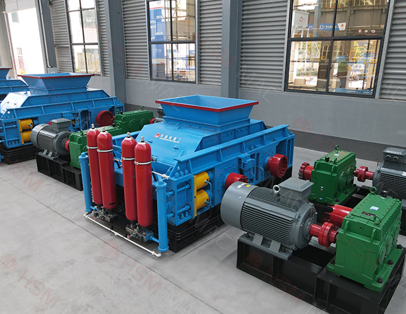 輝綠巖太硬難制砂？對輥制砂機輥皮耐磨，專破硬料產量穩