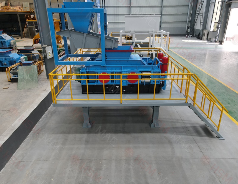 鉬礦破碎機(jī)