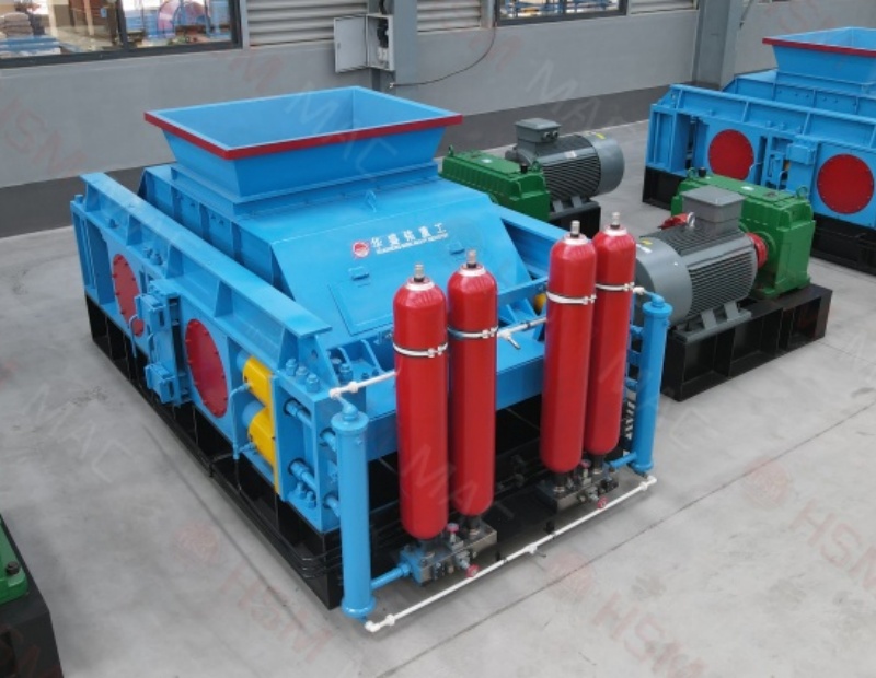 磚廠(chǎng)用對(duì)輥粉碎機(jī)